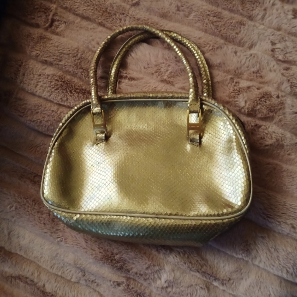 ELEGANT GOLD FISH SCALE HANDBAG CHARLES JOURDAN  by KAREN MILLER made in Italy